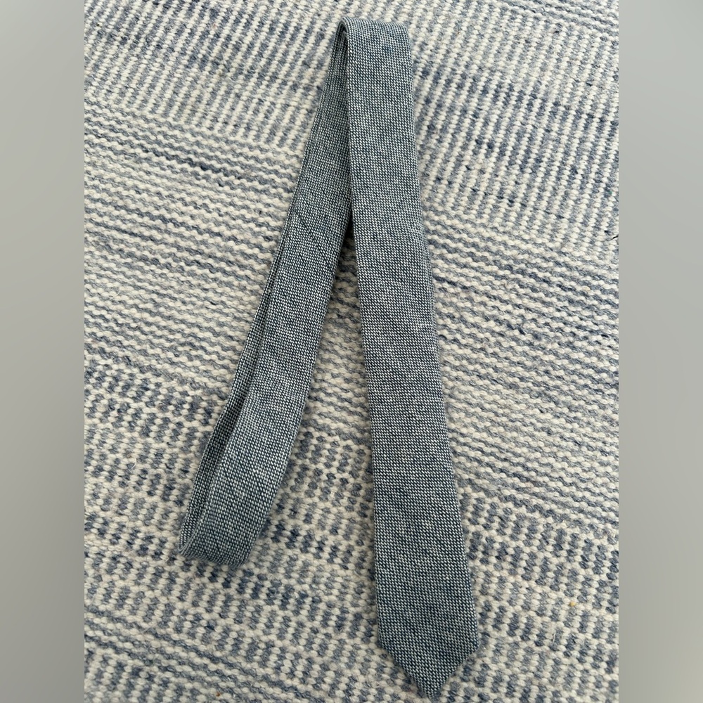 Topman Blue and White Patterned Tie